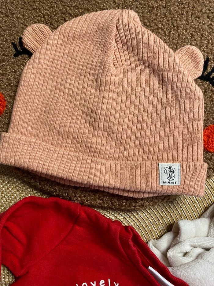 Lot vêtements Disney minnie 9 mois - photo numéro 2