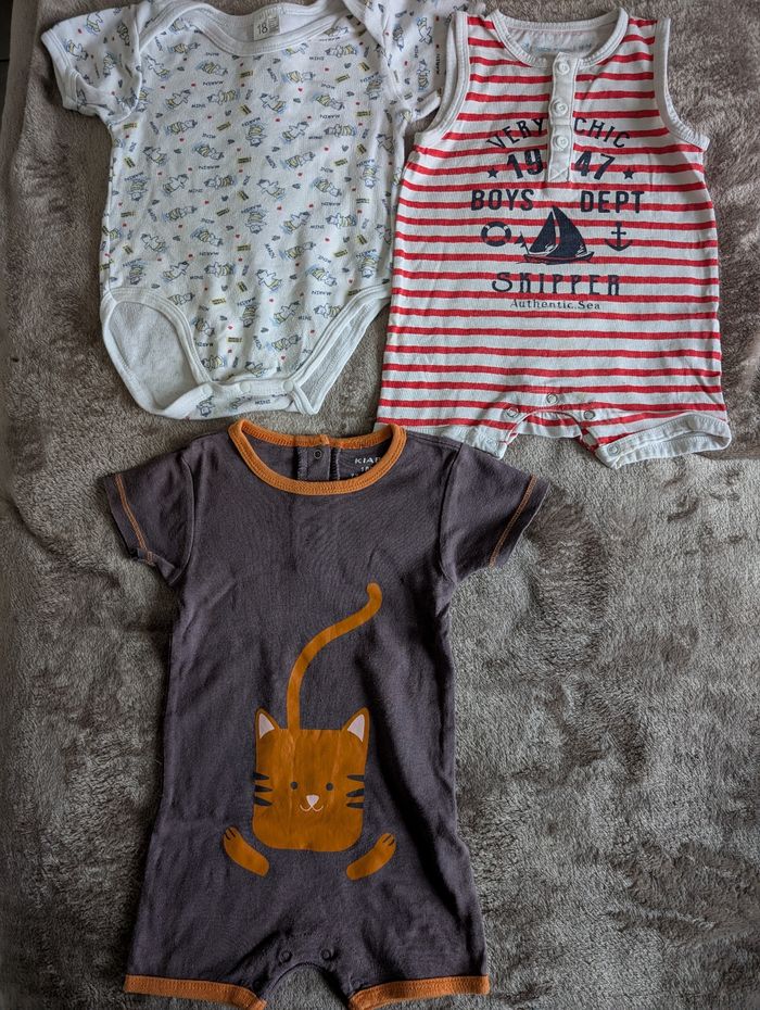 Lots body 18 mois différentes marques dont Lee Cooper - photo numéro 2