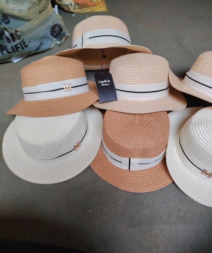Lot Chapeaux - photo numéro 2