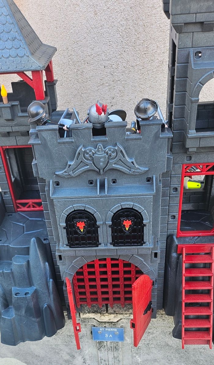 Châteaux playmobil chevalier - photo numéro 9