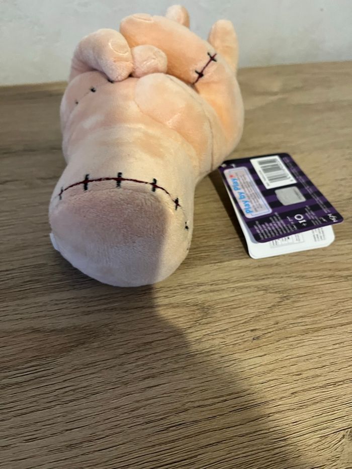 Peluche la chose Wednesday - Neuf - photo numéro 6