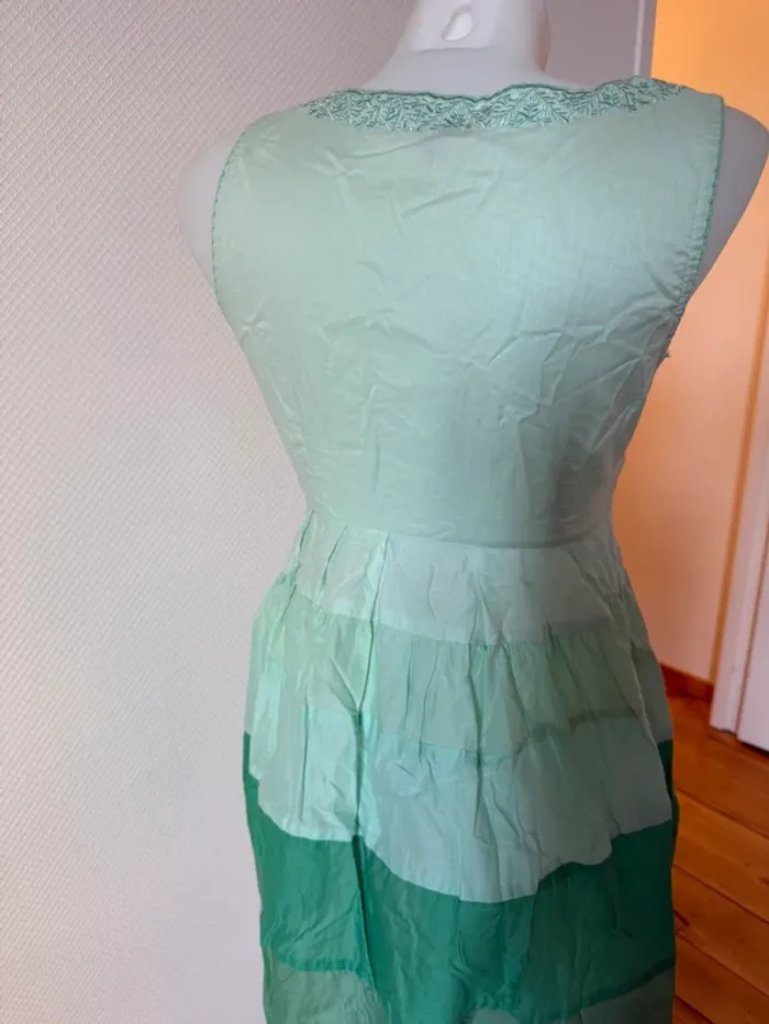 Robe d’été verte en très bon état taille 36 warehouse - photo numéro 5