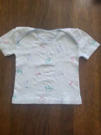 1 tee-shirt manche courte fille 6 mois 
