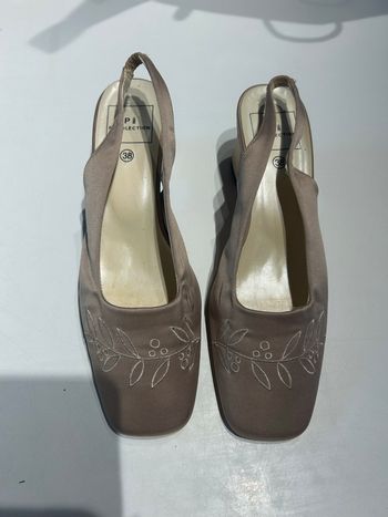 Sandales à talons / talons à brides arrières beiges 38