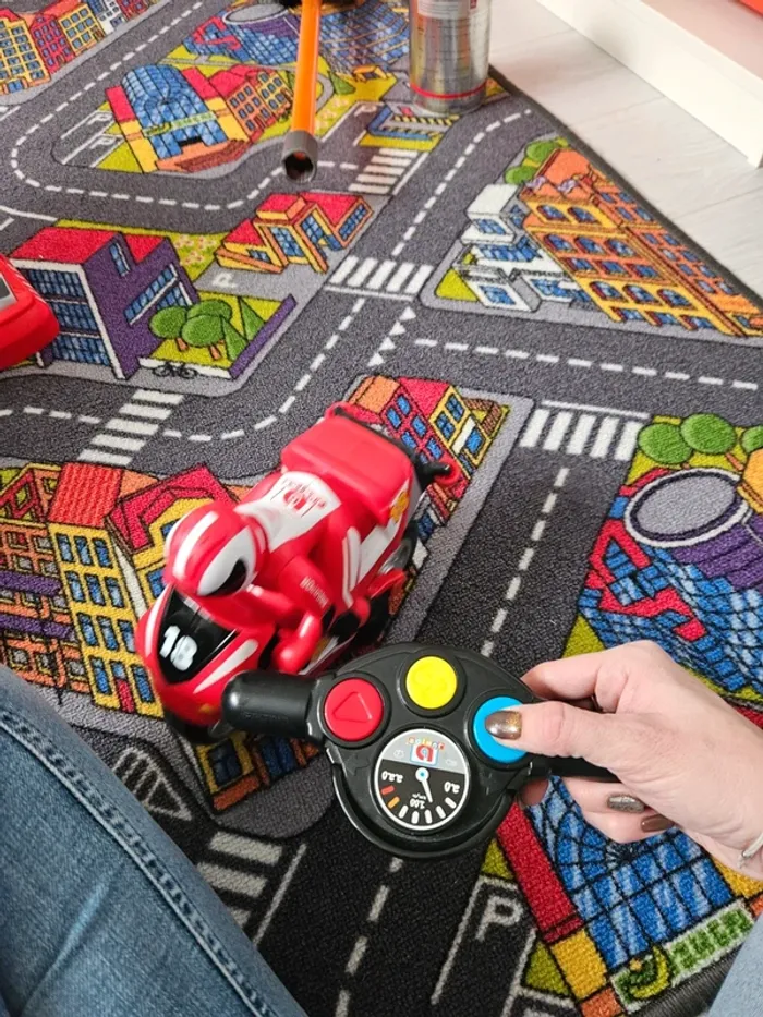 Moto telecommandée - photo numéro 3