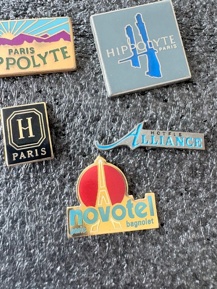 Lot 5 pin’s thème hôtel - photo numéro 3