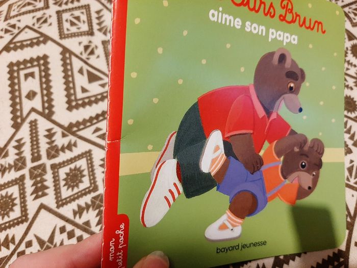 Livre petit ours brun - photo numéro 2