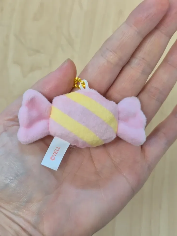 Mini mascotte Tsuburana hitomi no Ichigo Fair : Bonbon - photo numéro 3