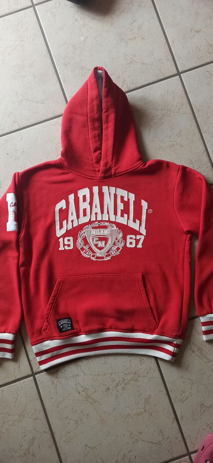 Sweat taille 14 ans