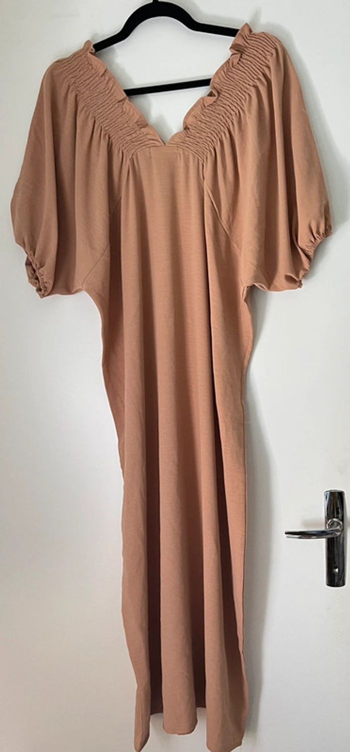 Robe longue fluide taille M-L - photo numéro 4