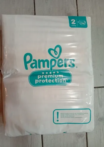 Pampers premium protection taille 2 74 couches