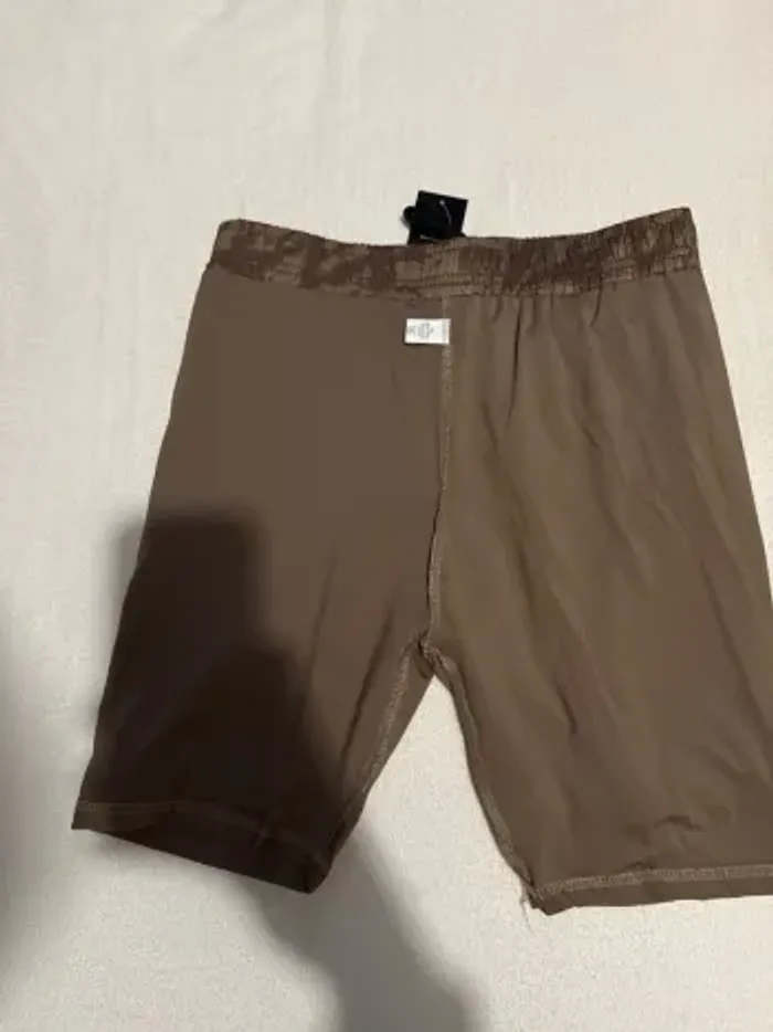 Short own the run spray dye 2-in-1 taille XL - photo numéro 2