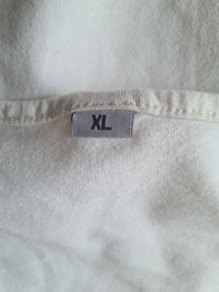 T-shirt / Taille XL - photo numéro 2