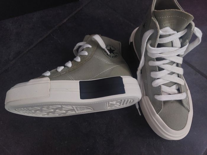 Baskets converses neuves kaki taille 36