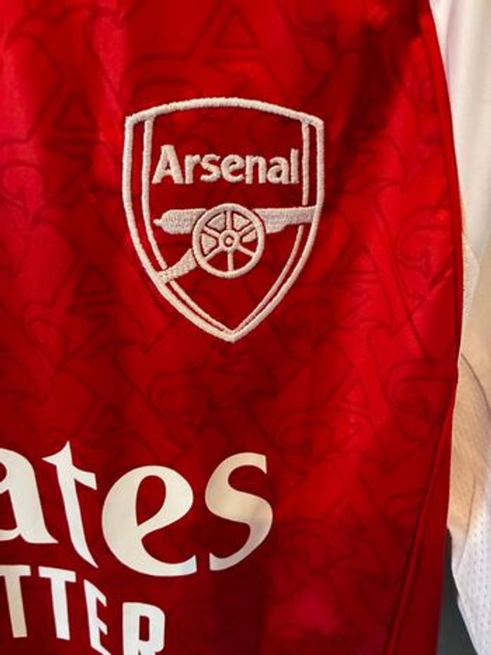 Maillot Arsenal SALIBA #2 - Taille M - Neuf avec Étiquette - photo numéro 5