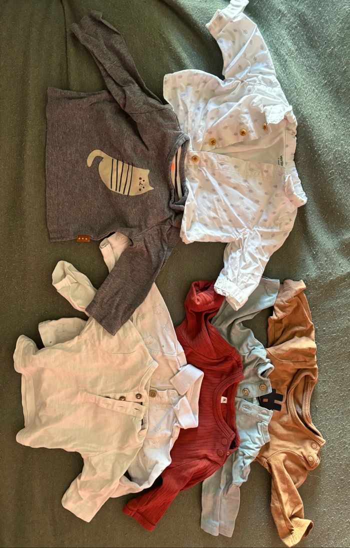 Lot vêtements 1 mois