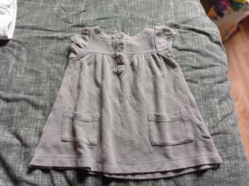 Robe basique 12 mois