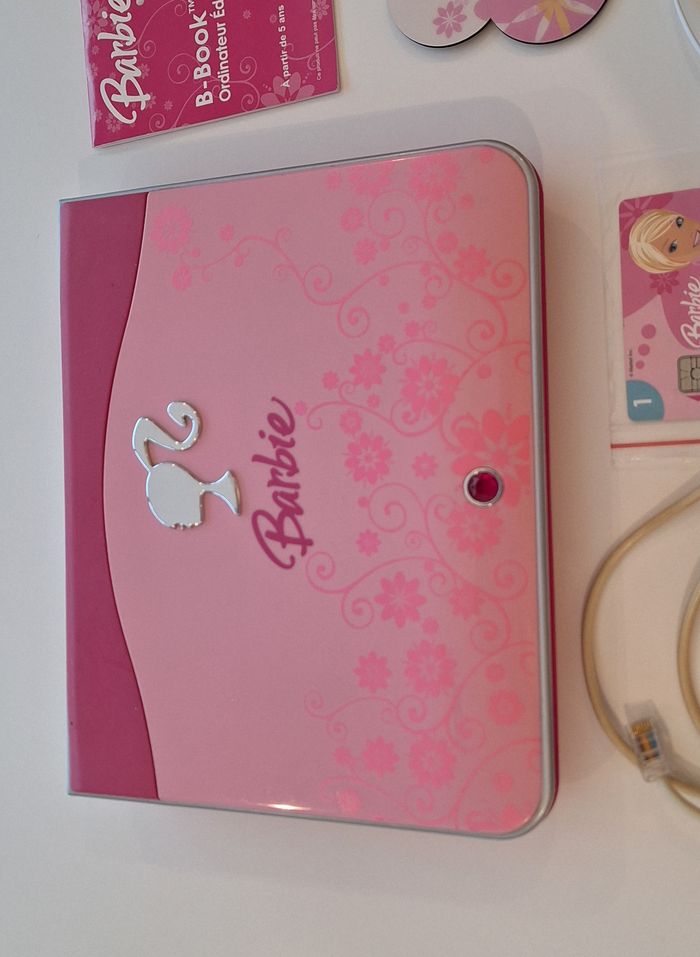 Ordinateur éducatif Barbie + souris/tapis/écouteurs/carte d'extension - photo numéro 2
