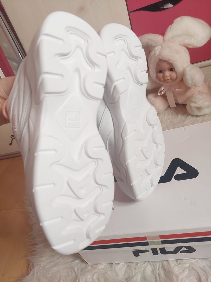 Baskets Fila Ray Junior rose/blanche T36 neuves authentiques 👟 - photo numéro 6