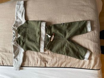 Ensemble timberland survêtement et pull