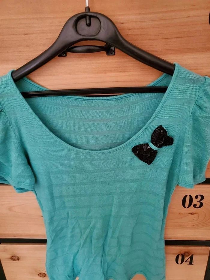 Tee shirt taille 34/36 très bon état - photo numéro 2