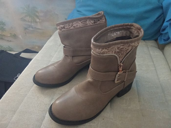 Chaussures T. 37