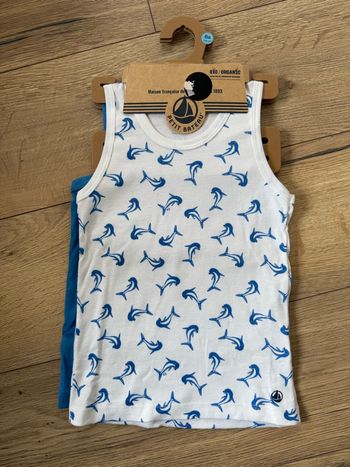 Lot de 2 débardeurs garçon Petit Bateau 6 ans