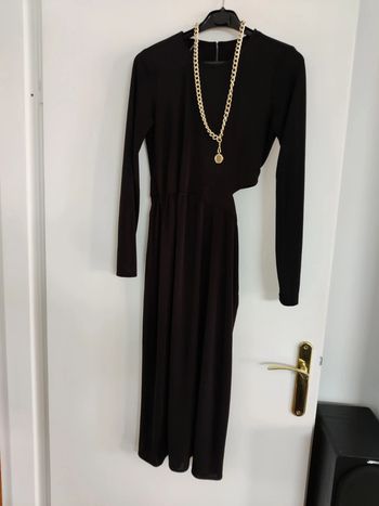 Robe midi avec ouverture sur le côté