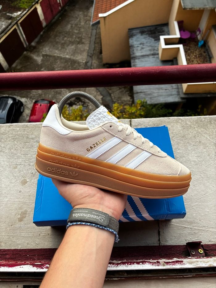Adidas Gazelle Bold Wonder White/White/Gold Met - Taille 38 2/3 - Neuves