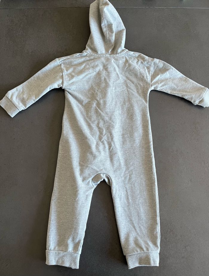 Combinaison Nike 24 mois - photo numéro 4