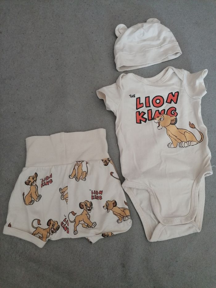 Lot de bodies manches courtes taille 0 à 3 mois - photo numéro 9