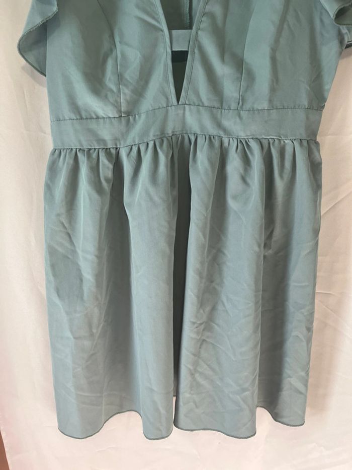robe verte - photo numéro 3