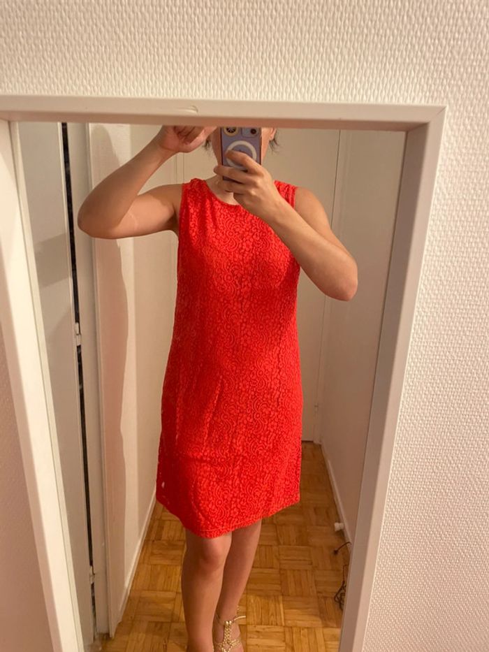 Robe d’été ou événement corail en dentelle Manoukian taille 1 - photo numéro 2