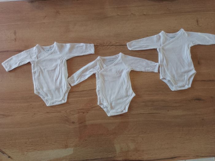 Lot de 3 bodies manches longues Vertbaudet 6 mois - photo numéro 2