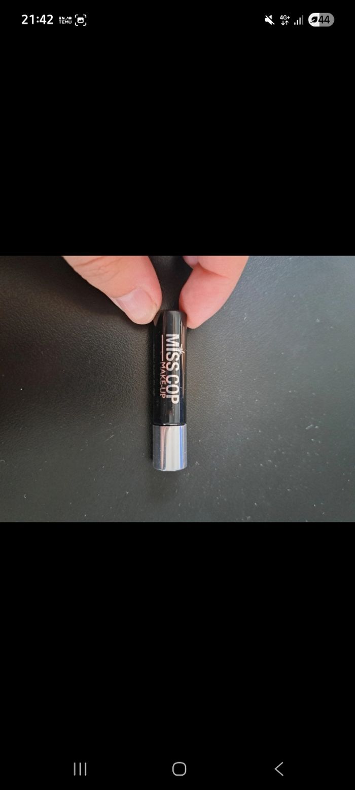 Eye liner - photo numéro 2