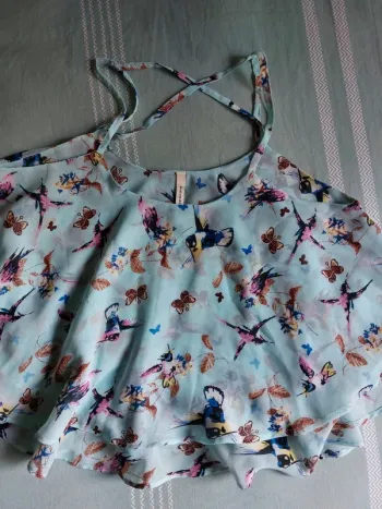 Top à volants style romantique