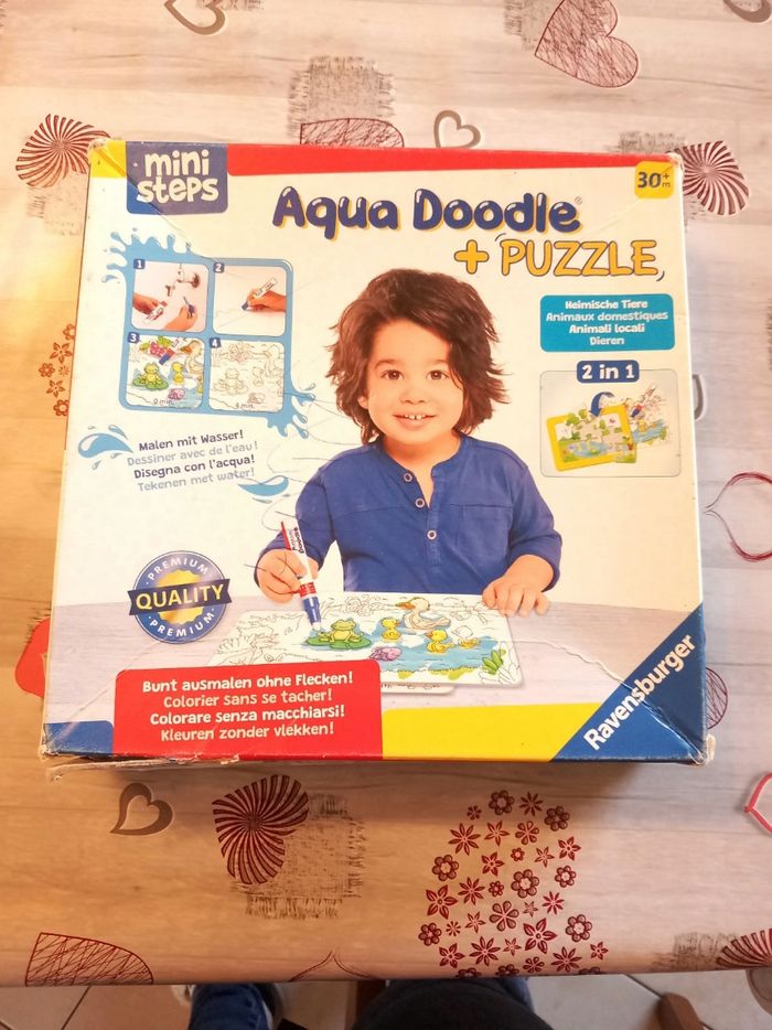 Aqua doodle + puzzle