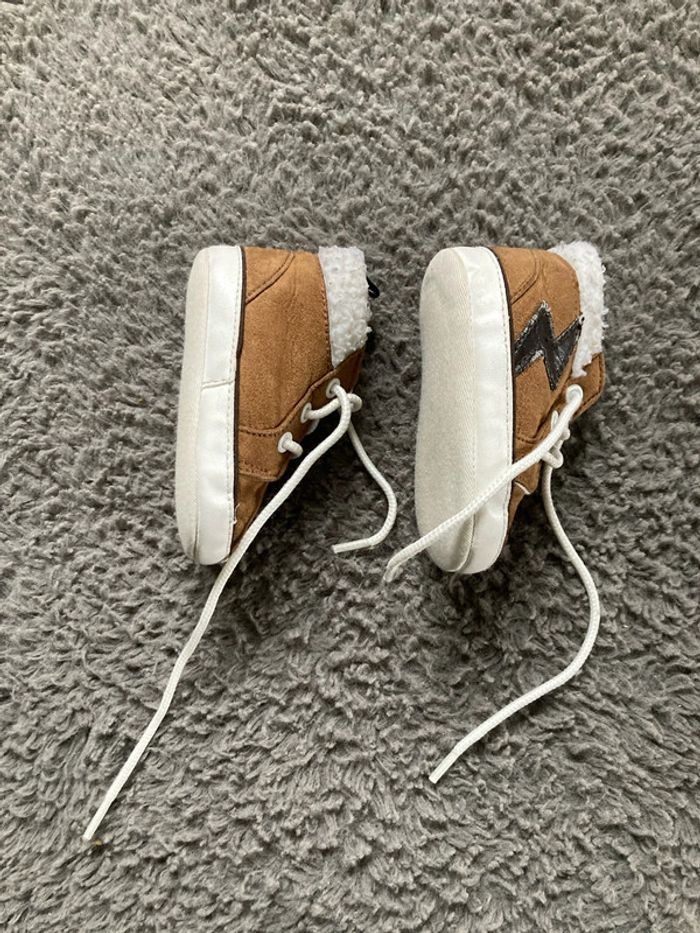 Chaussure montante 9/12 mois - photo numéro 2