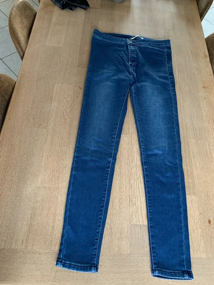 Jean 40