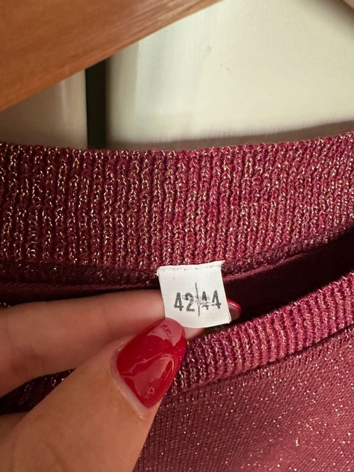 Pull manches 3/4 a paillettes bordeaux taille L - photo numéro 2