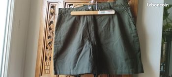 Short femme Kaki 42