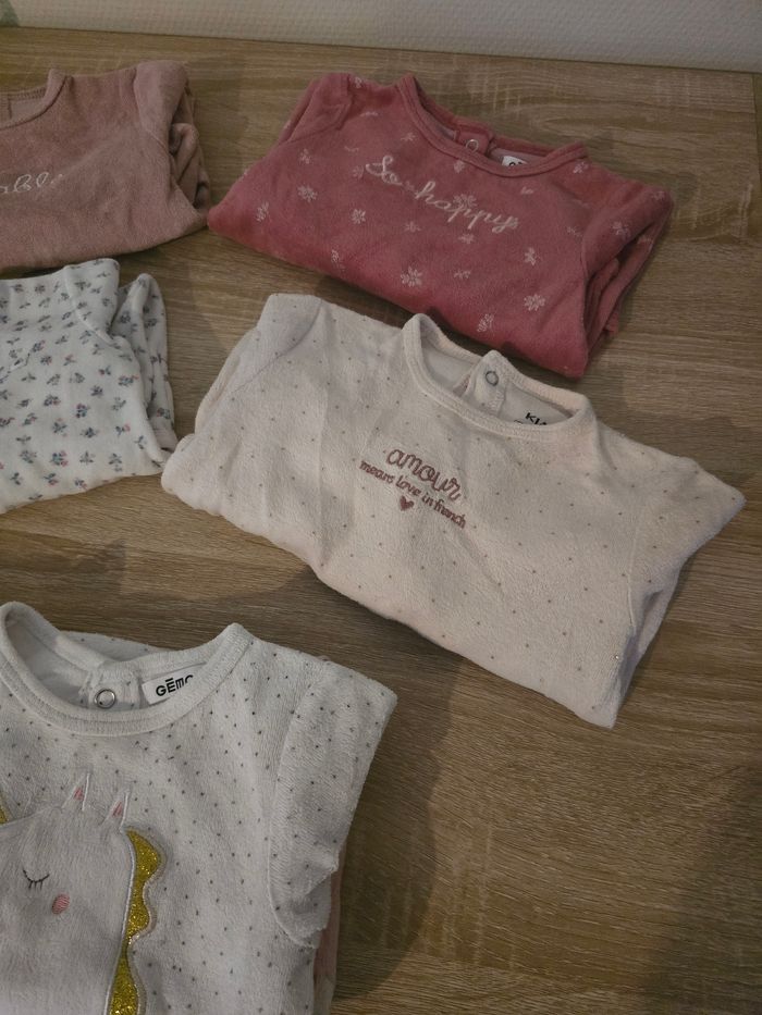 Lots 5 pyjamas taille 9 mois - photo numéro 5