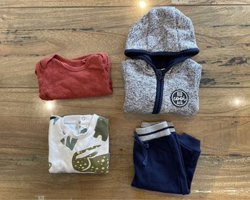 Lot 4 pièces