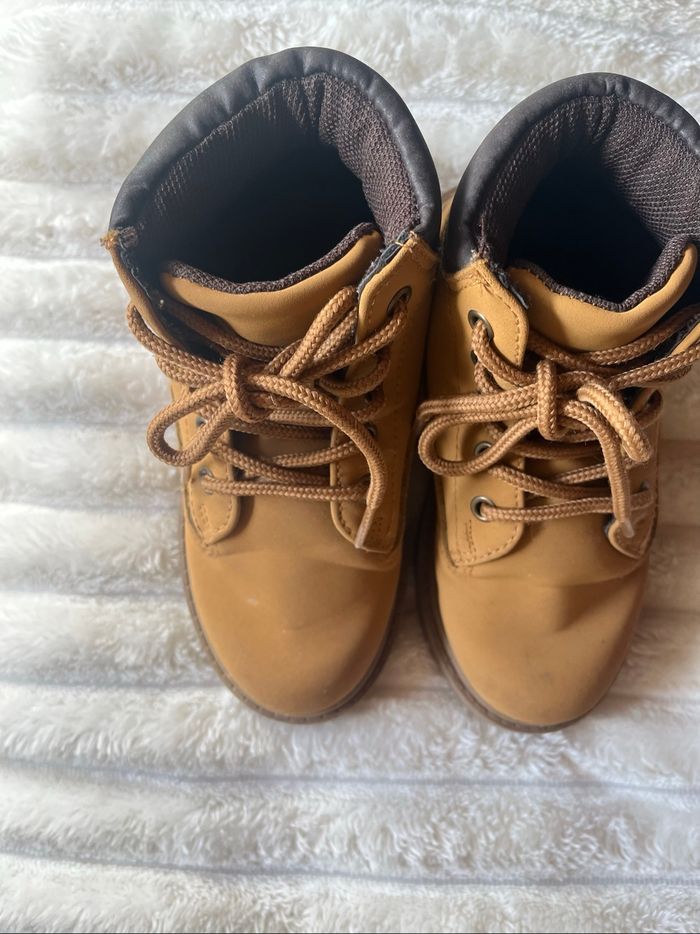 Chaussure montante - photo numéro 3