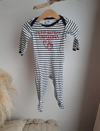 Pyjama bébé fille petit bateau 9 mois.