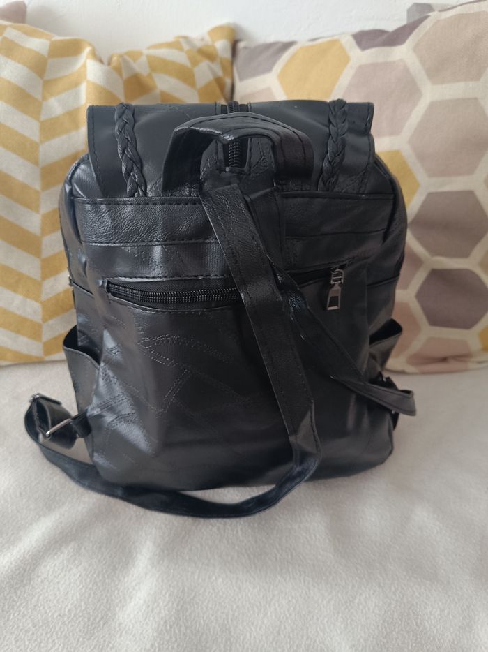 Sac à dos - photo numéro 2