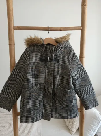 Manteau zippé à capuche 6 ans