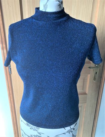 Haut léger col montant bleu pailleté Calliope taille 36/38