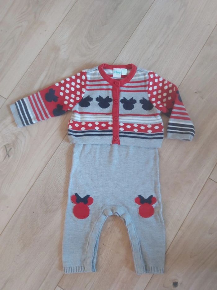 Ensemble combinaison et gilet fille Minnie Disney 6 mois comme neuf (78) - photo numéro 2