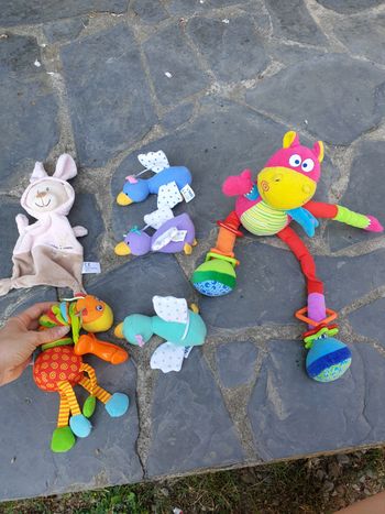 Superbe lot préhension et doudou